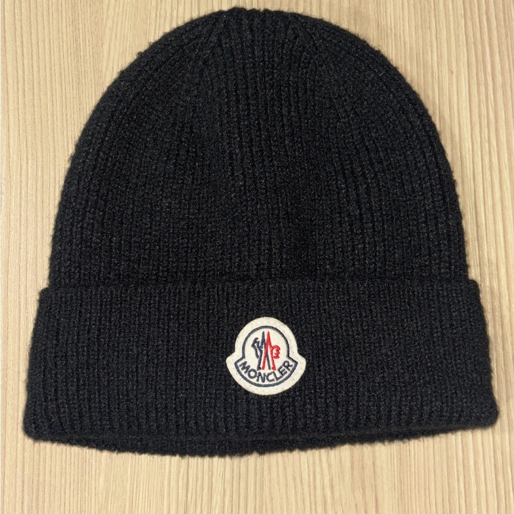 Moncler Black Ribbed Knit Beanie